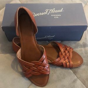 Vail Woven Slide Sandals By Universal Thread.